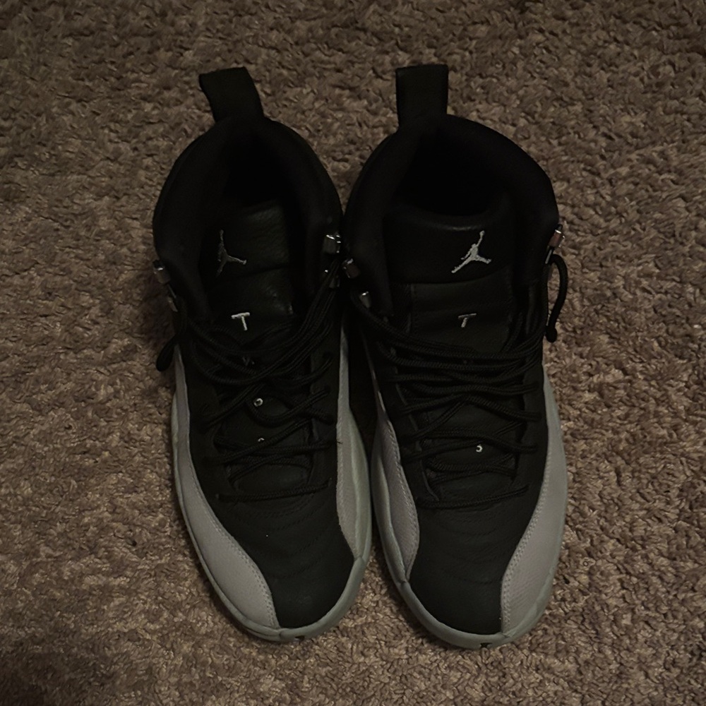 Jordan Men's Black and Gray High-Top Sneakers